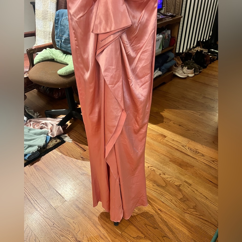 Elegant Pink Satin Prom Dress - Picture 2 of 10